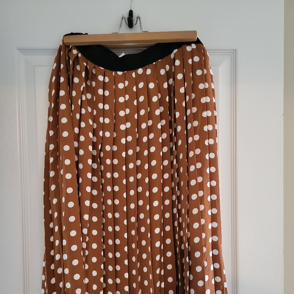 COPY - Pleated Skirt